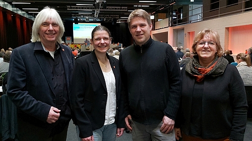die ÖDP-Landesvorsitzenden Agnes Becker und Tobias Ruff (Mitte) mit ihren Stellvertretern Martha Altweck-Glöbl (rechts) und Thomas Büchner (links)